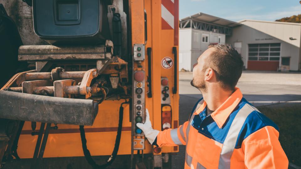 Commercial waste collection service